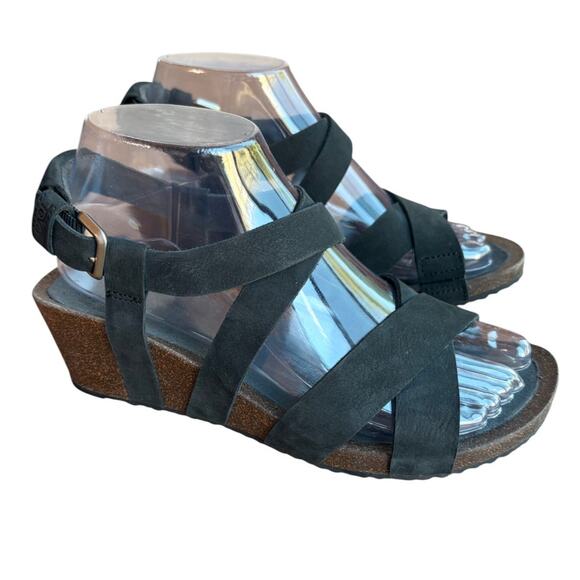 Teva Matte Black Mahonia Cork Sole Wedge Cross Strap Sandals w Buckles size 7 - Picture 2 of 16